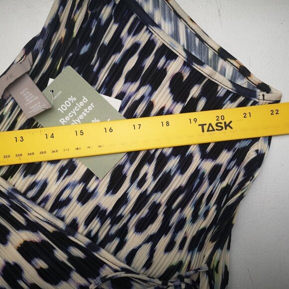 NWT H&M Ladies Size XL Multi Colored Pattern Tiny Pleats Maxi Length Dress - Picture 8 of 10